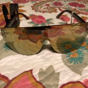 Women’s sunglasses 🕶